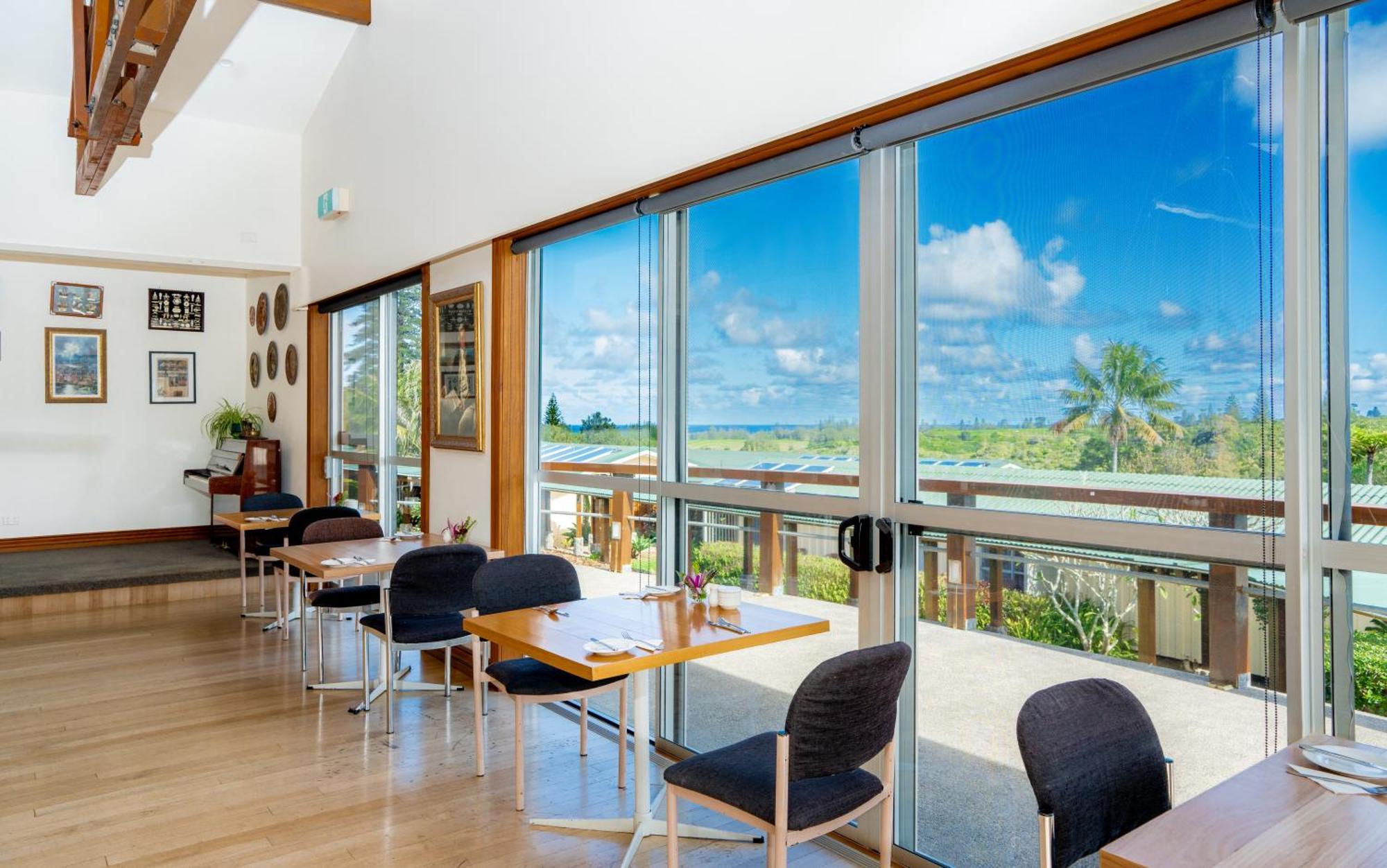 South Pacific Resort Hotel Burnt Pine Exterior foto